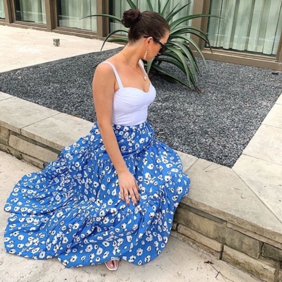 Zara blogger fav floral print maxi skirt - Picture 6 of 8